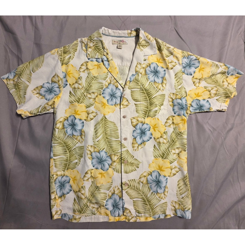 Tommy Bahama Men's M 100% Silk Hawaiian Camp Shirt Floral Tropical Aloha